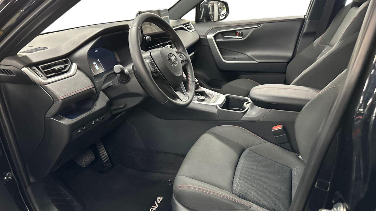 Toyota RAV4 Plug-in 2025