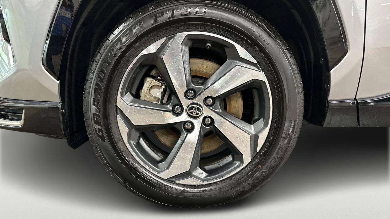 Toyota RAV4 Plug-in 2025