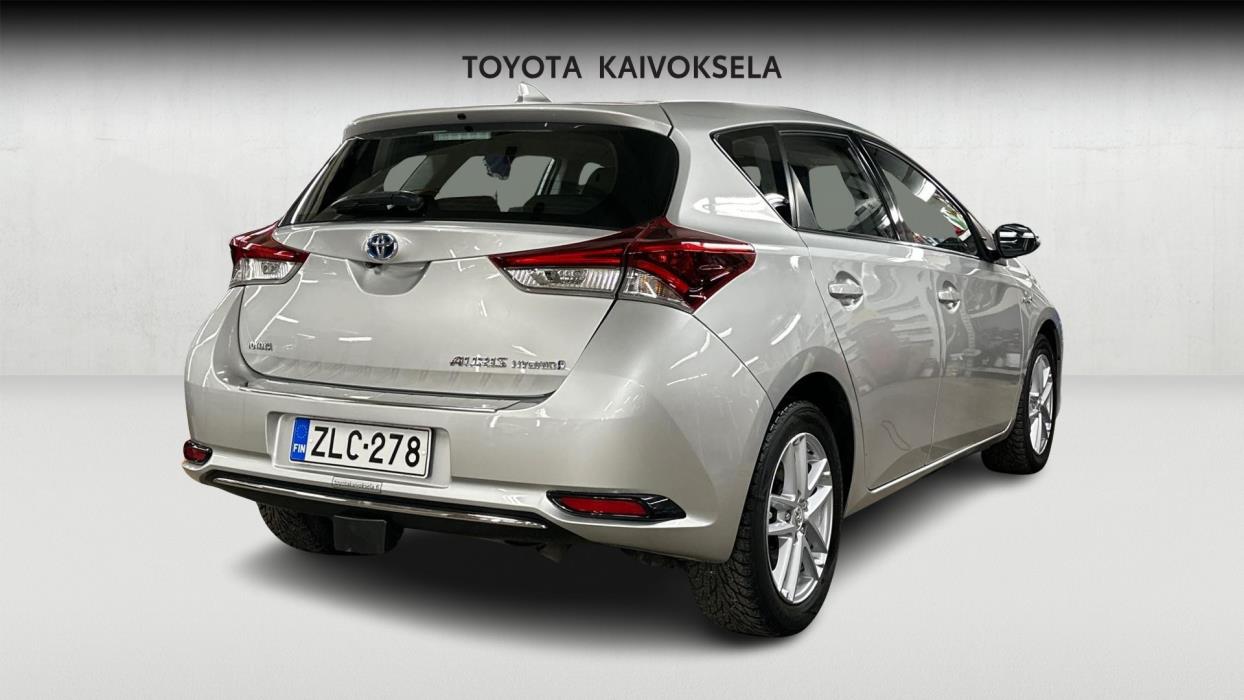 Toyota Auris 2016
