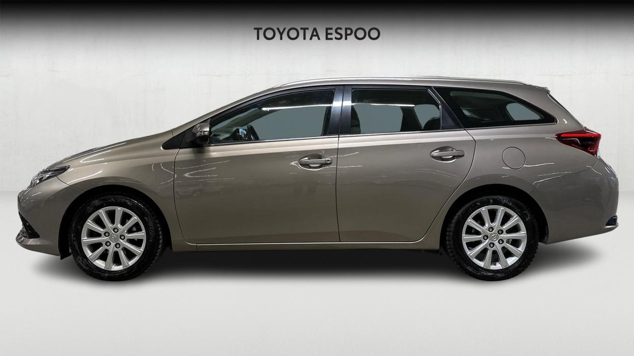 Toyota Auris 2015