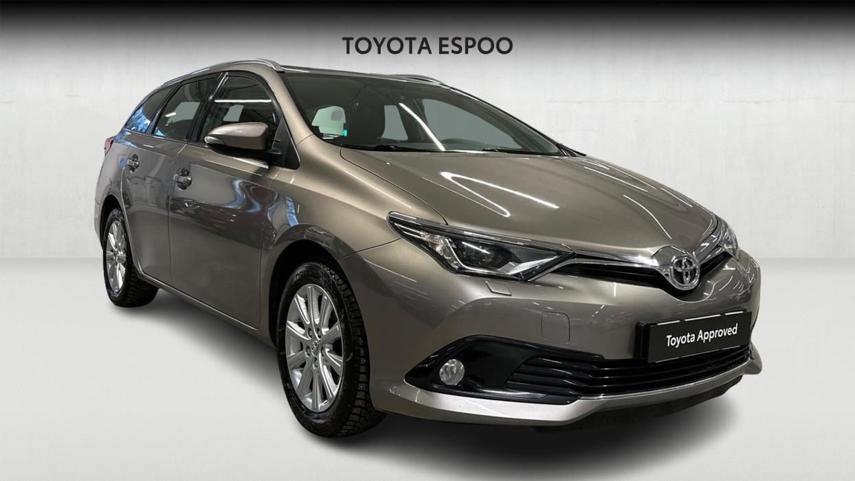 Toyota Auris 2015