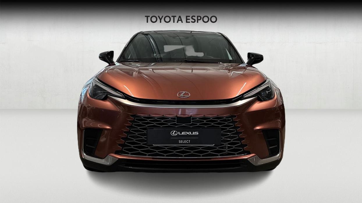 Lexus LBX 2025