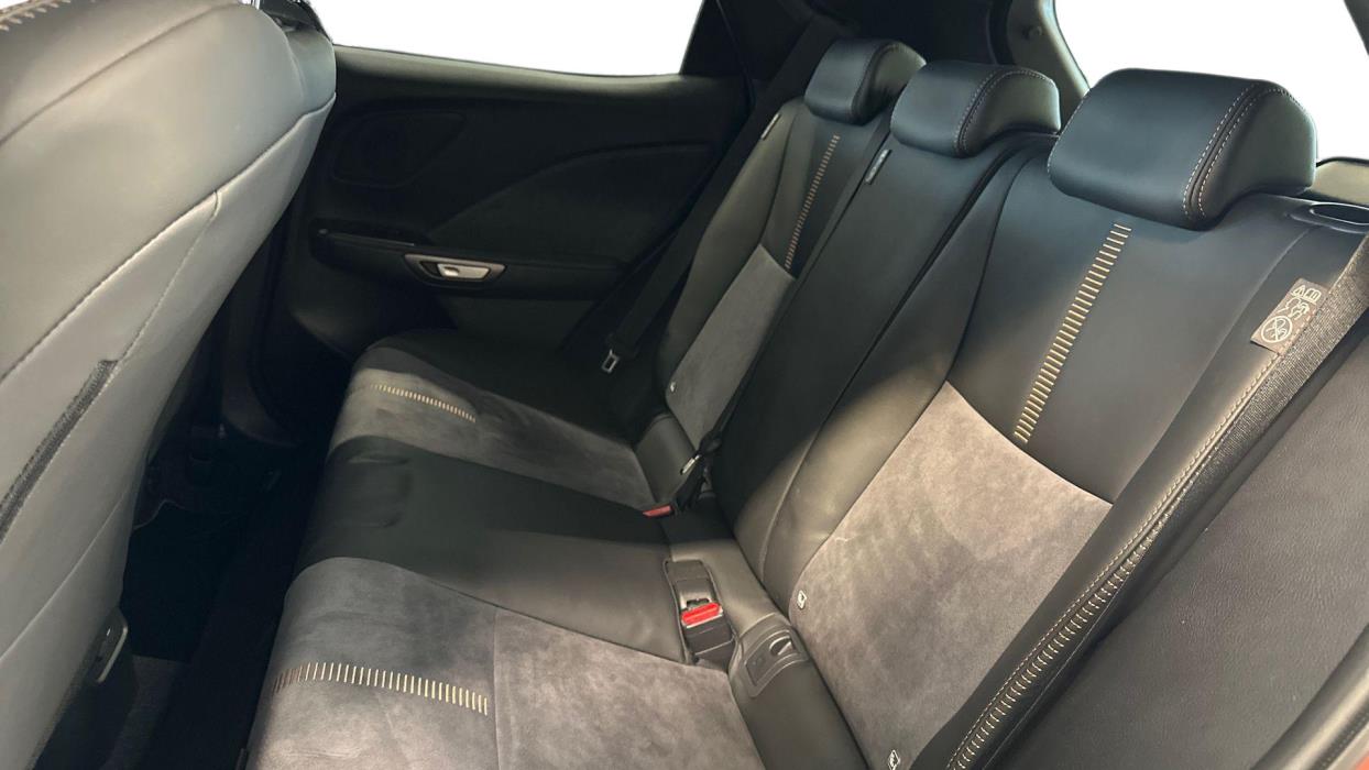 Lexus LBX 2025