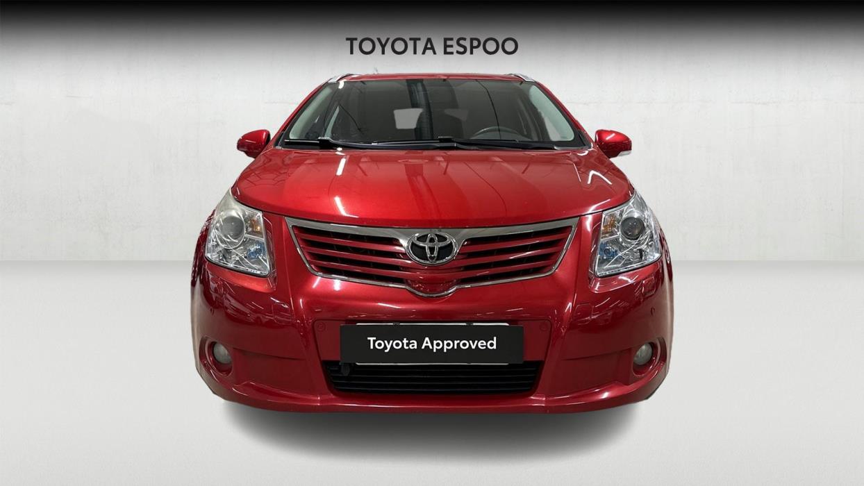 Toyota Avensis 2011