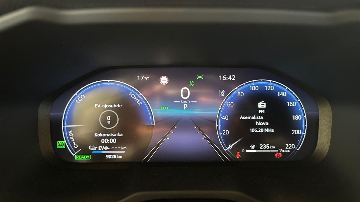 Toyota RAV4 Plug-in 2025