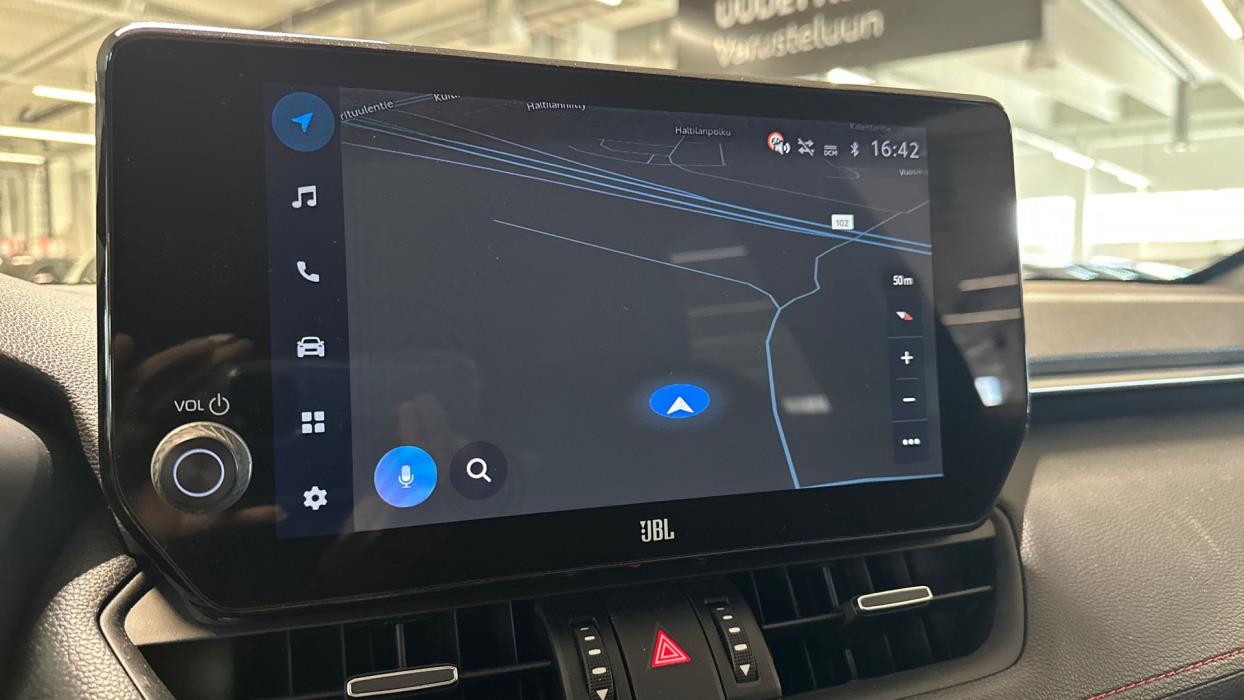 Toyota RAV4 Plug-in 2025
