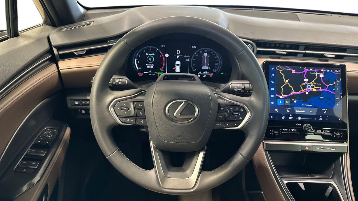 Lexus LBX 2025