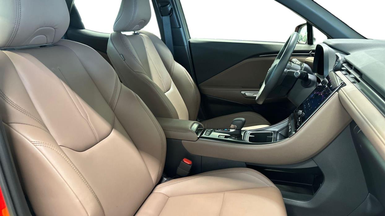 Lexus LBX 2025