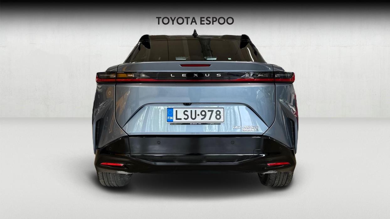 Lexus RZ 2024