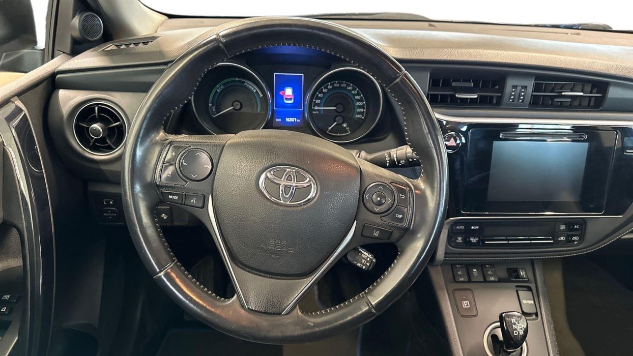 Toyota Auris 2017