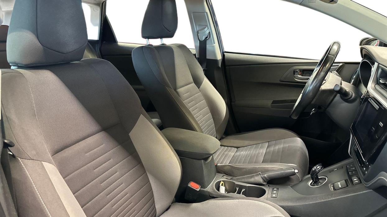 Toyota Auris 2017