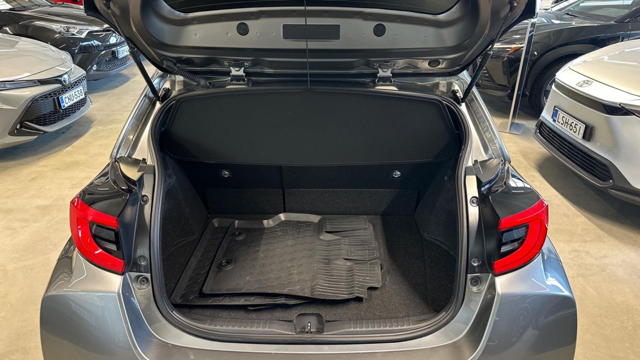 TOYOTA GR Yaris 2024