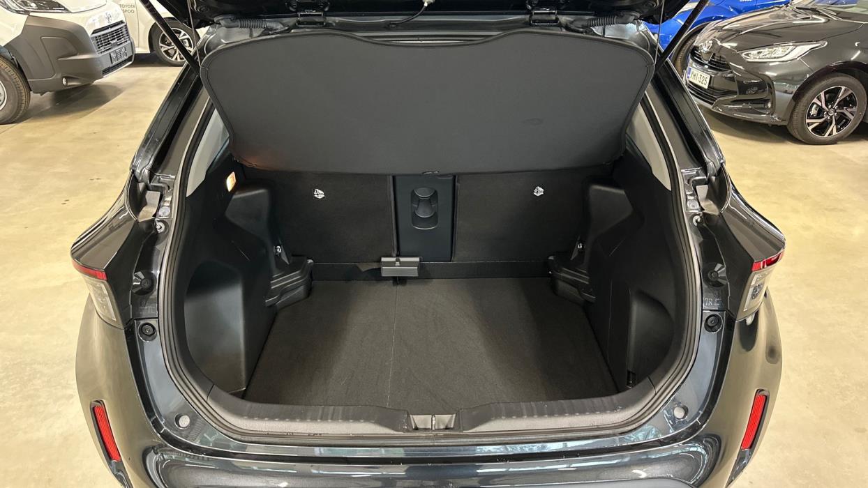 TOYOTA Yaris Cross 2024