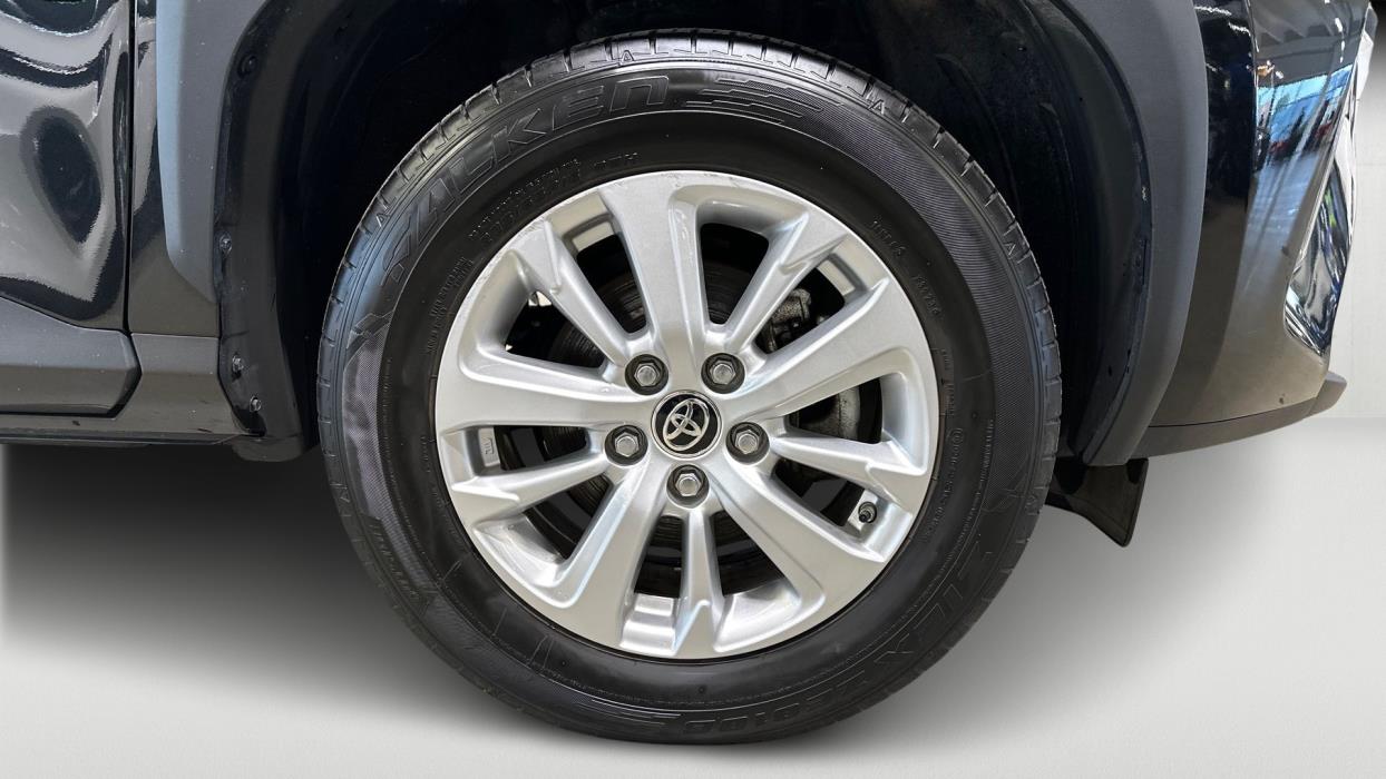 TOYOTA Yaris Cross 2024