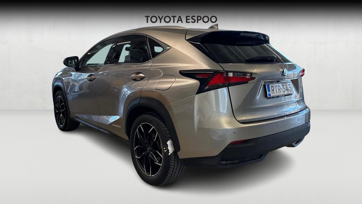 Lexus NX 2015