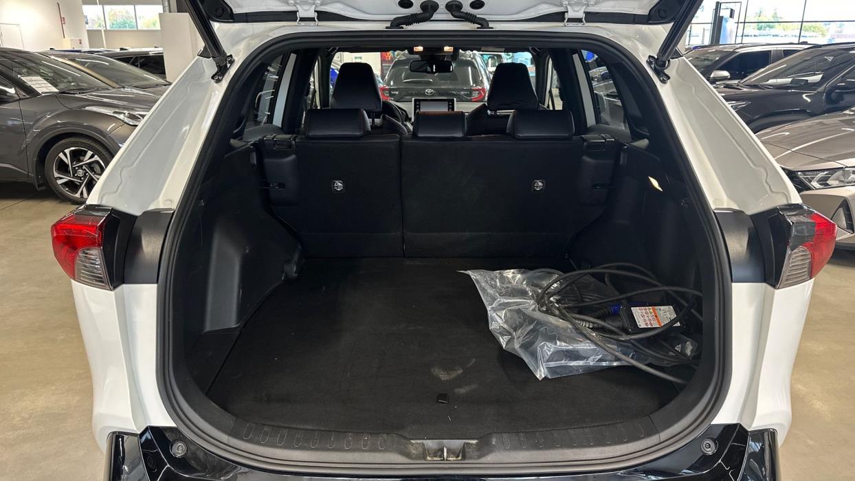 TOYOTA RAV4 Plug-in 2021