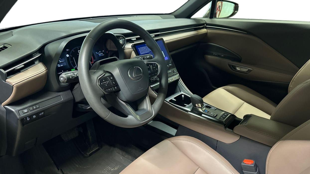 Lexus LBX 2024