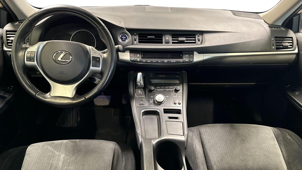 Lexus CT 2012