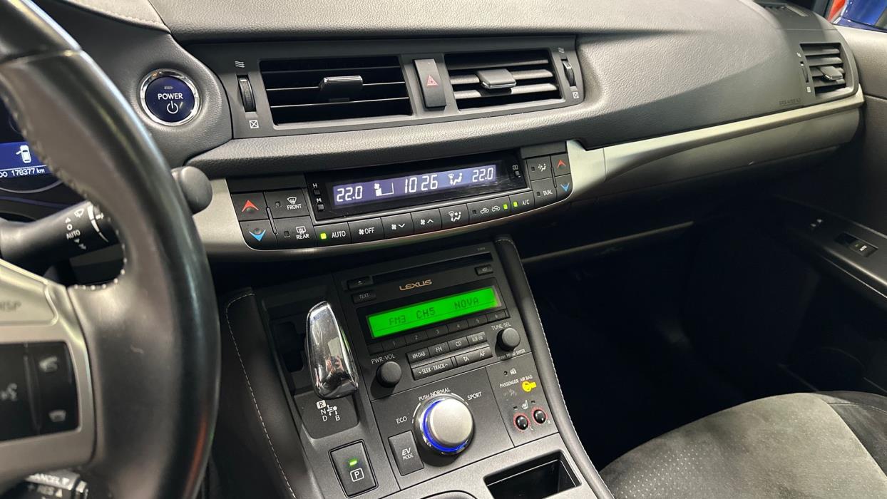 Lexus CT 2012