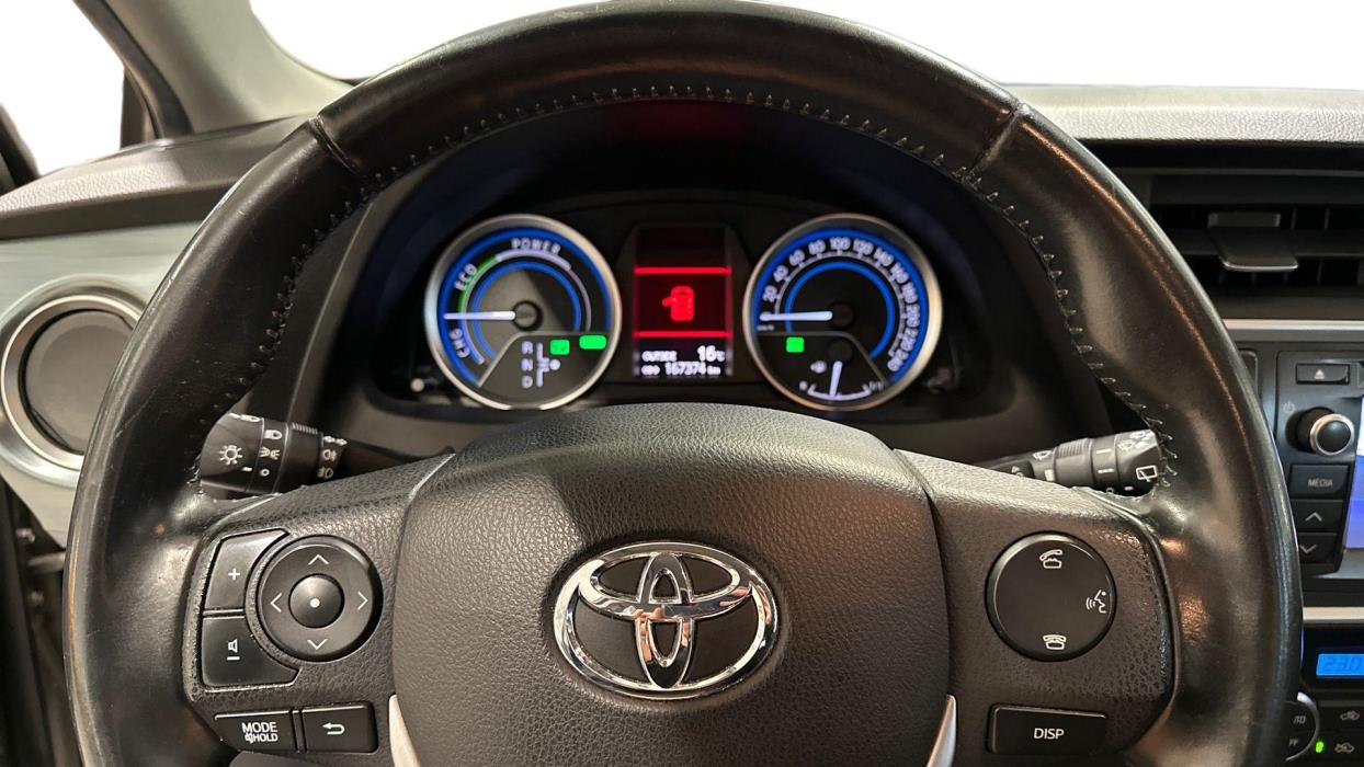 Toyota Auris 2013