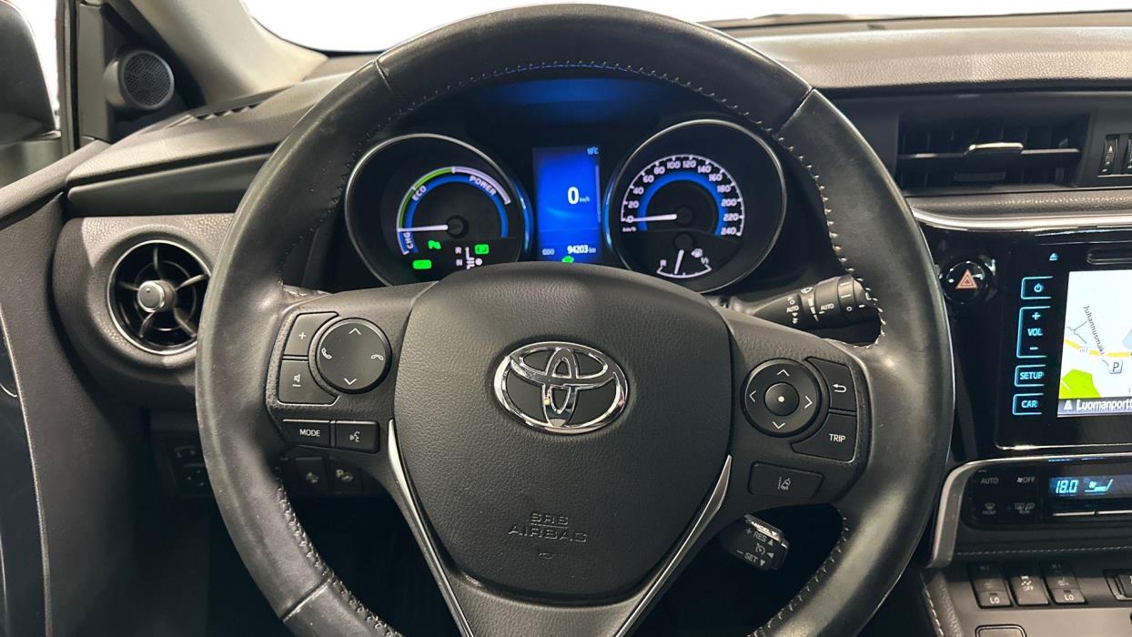 TOYOTA AURIS 2018