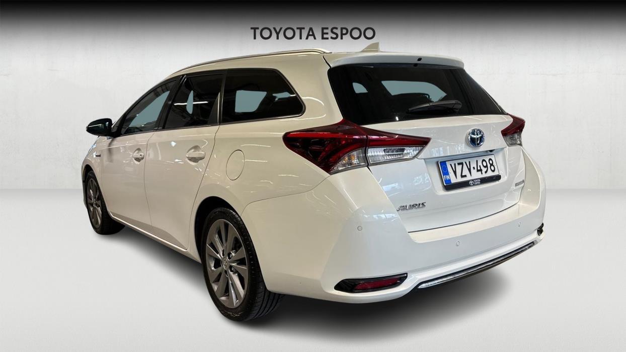 TOYOTA AURIS 2018