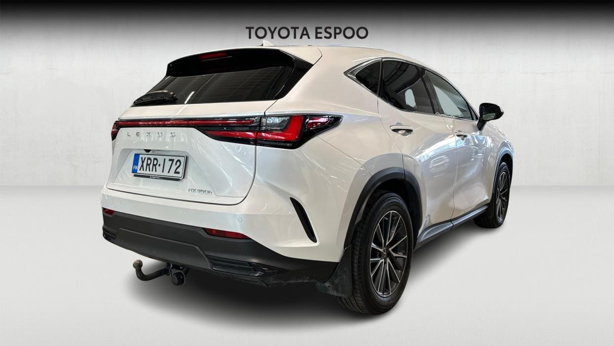 Lexus NX 2023