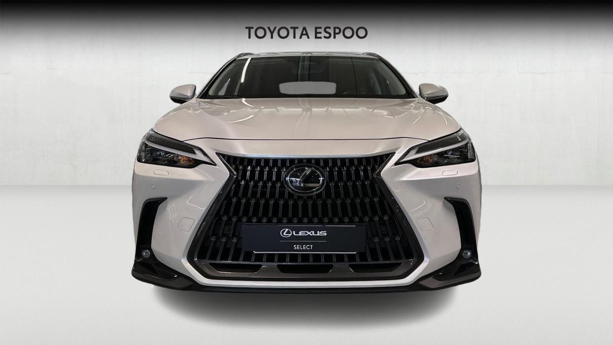 Lexus NX 2023