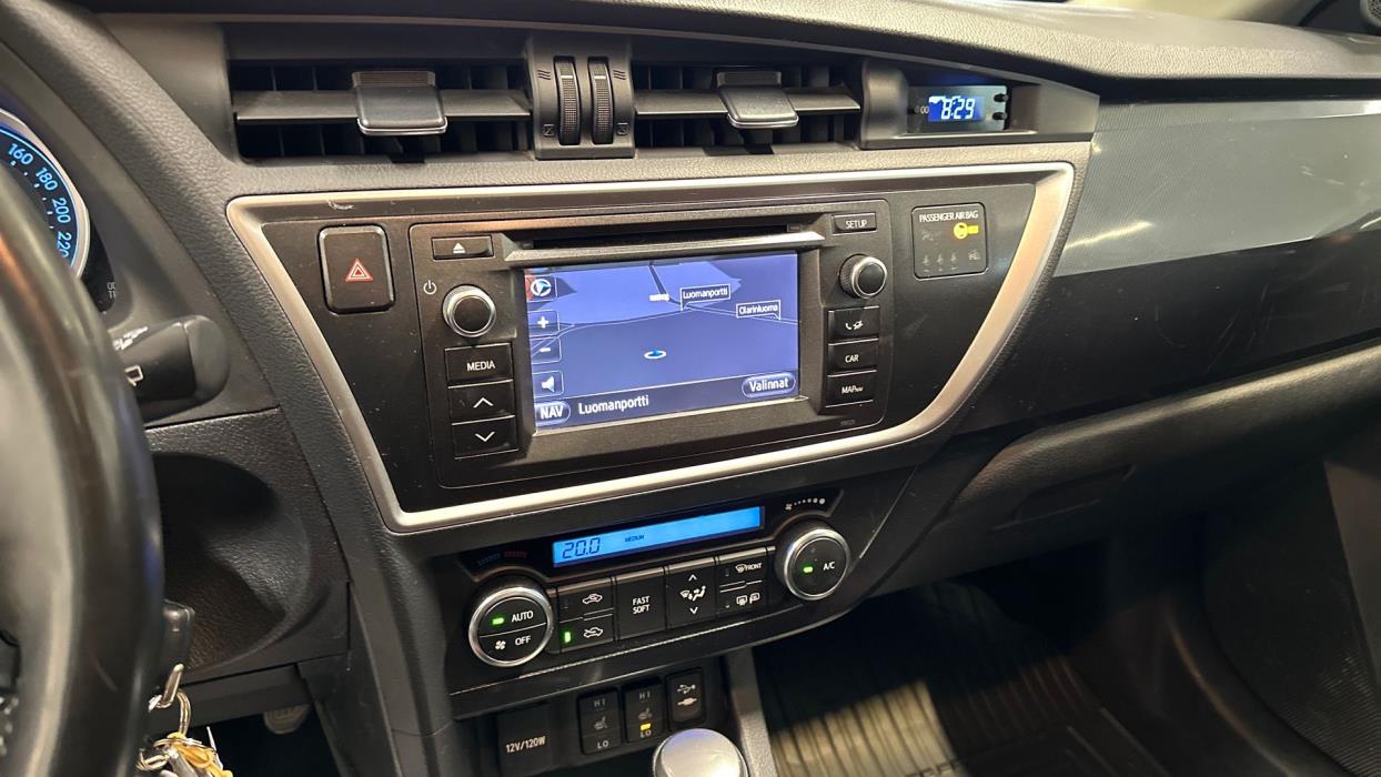 Toyota Auris 2013