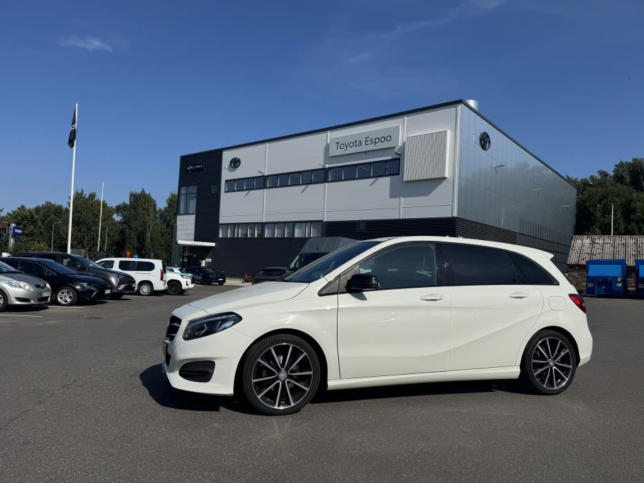 Mercedes-Benz B 2015