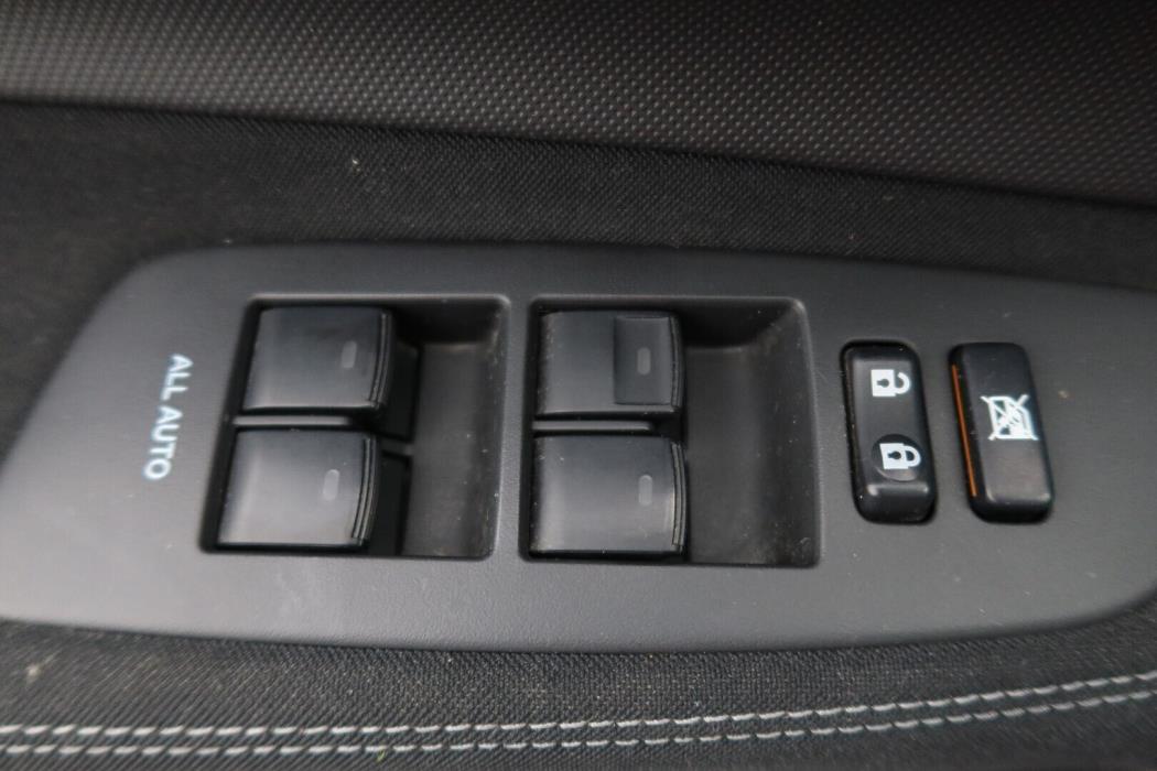 TOYOTA Auris 2010