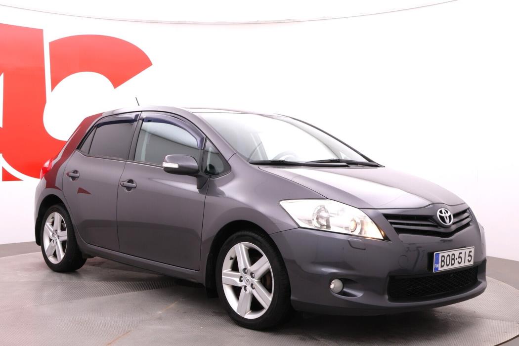 TOYOTA Auris 2010