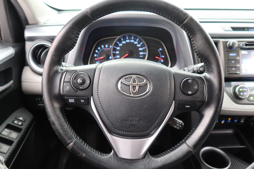 TOYOTA RAV4 2015