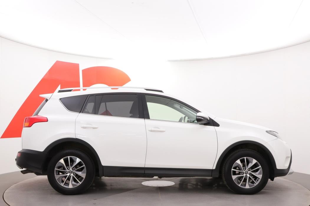TOYOTA RAV4 2015