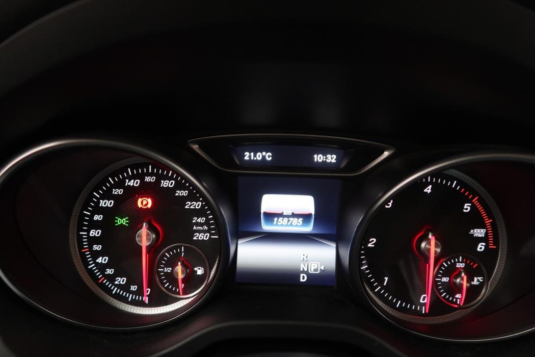 MERCEDES-BENZ GLA 2017