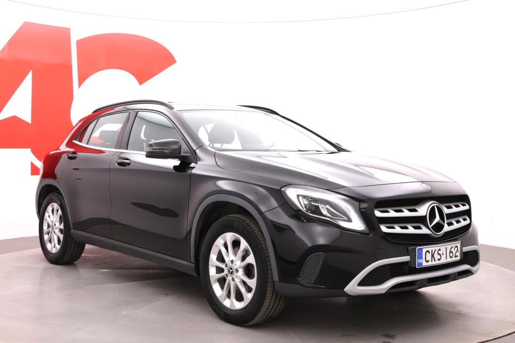 MERCEDES-BENZ GLA 2017