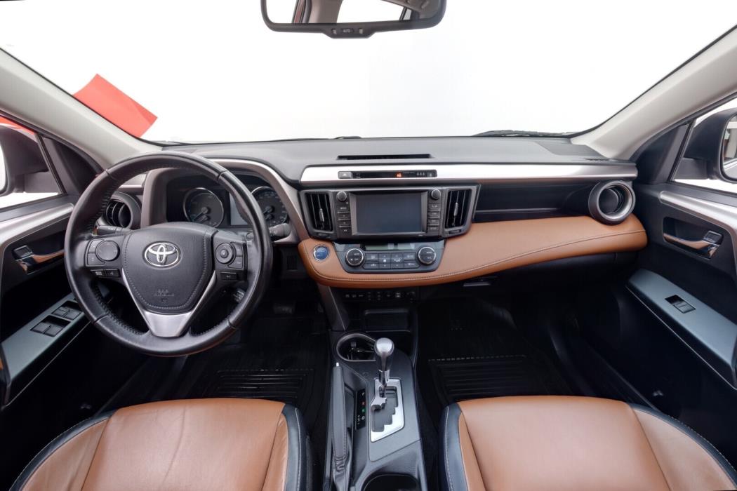 TOYOTA RAV4 2016
