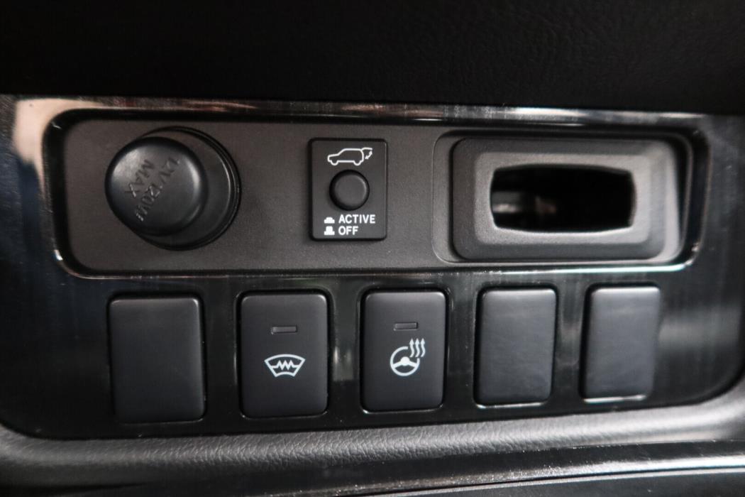 MITSUBISHI Outlander PHEV 2015