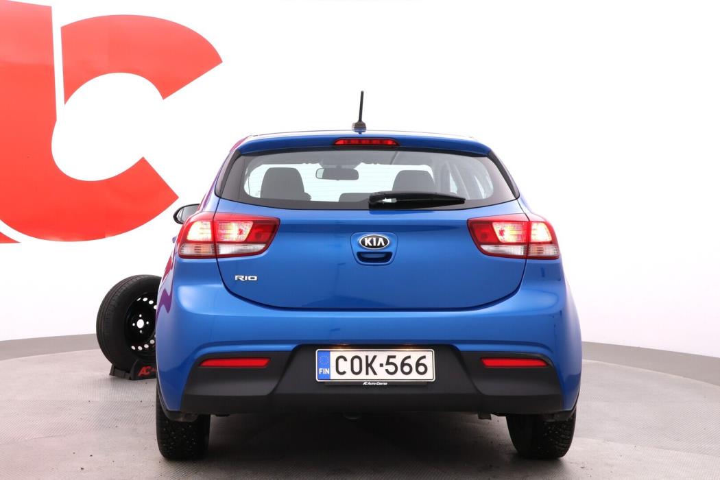 KIA Rio 2021