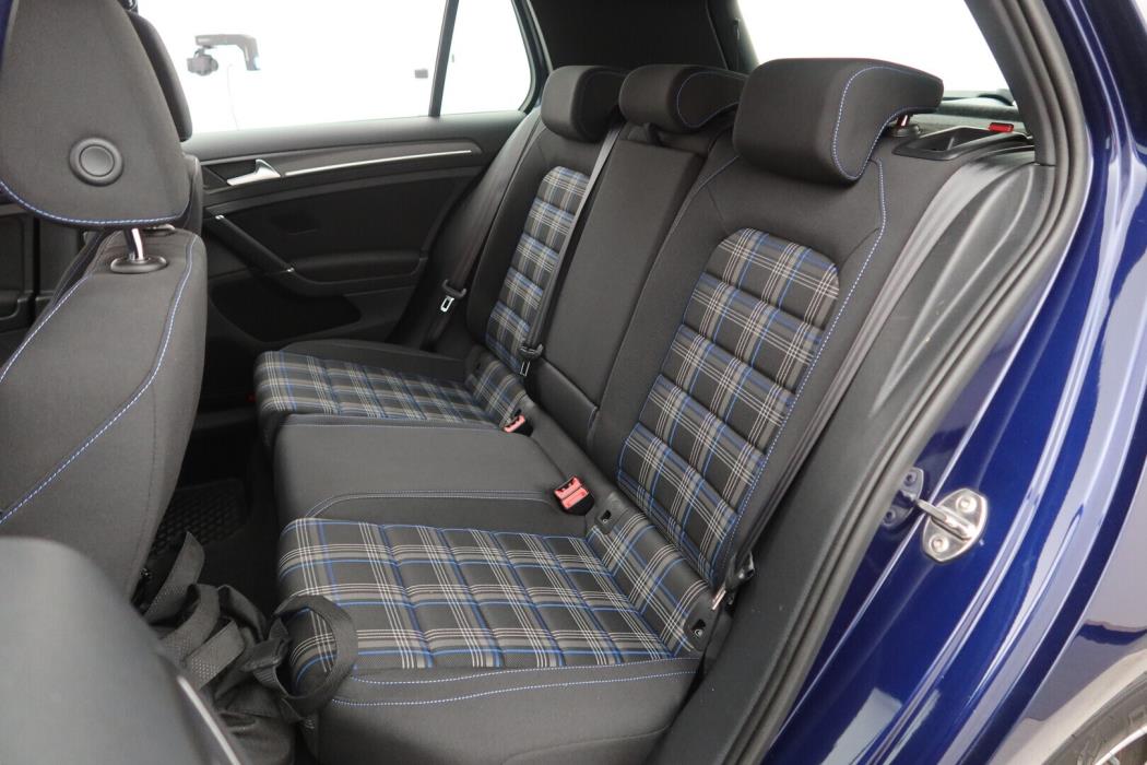 VOLKSWAGEN Golf 2020