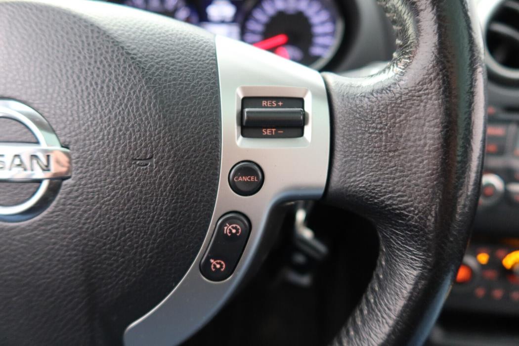 NISSAN Qashqai+2 2011