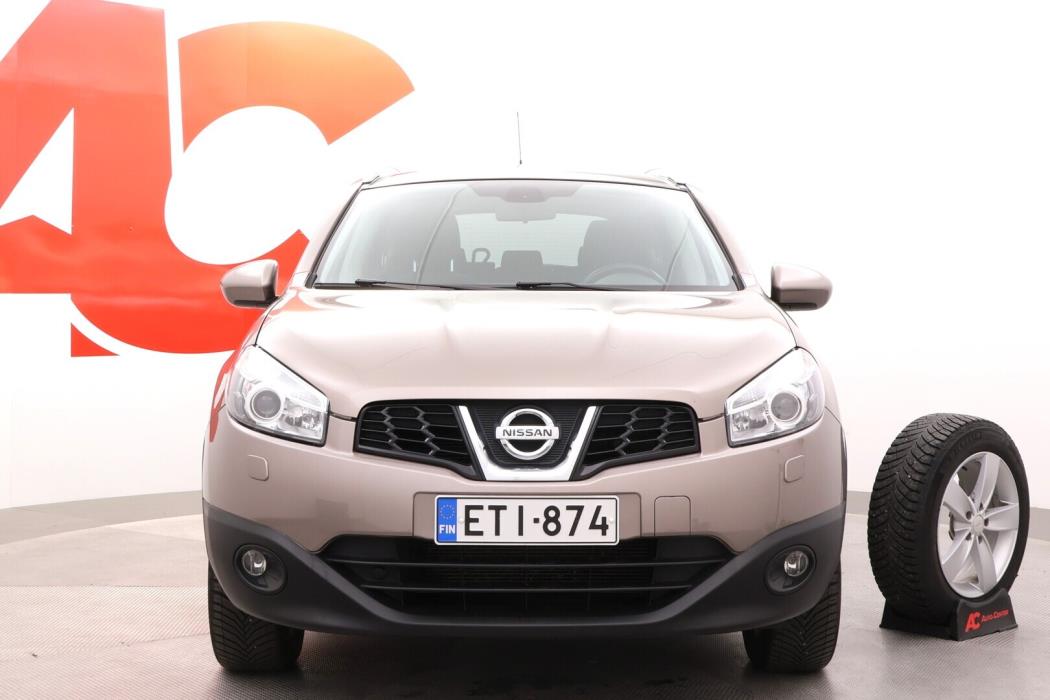 NISSAN Qashqai+2 2011