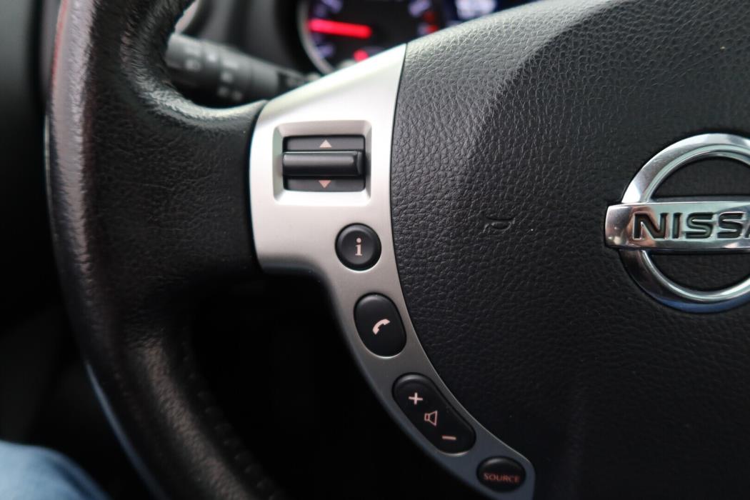 NISSAN Qashqai+2 2011