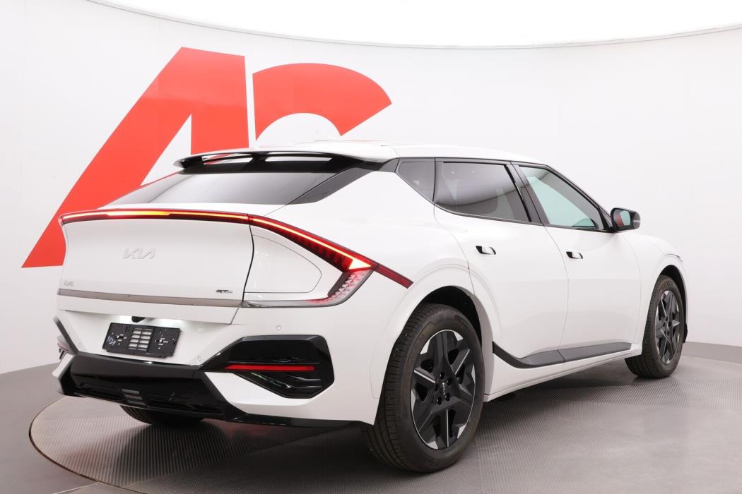 KIA EV4 2026