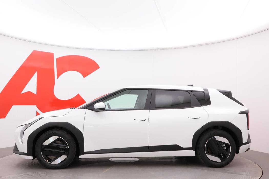 KIA EV4 2026
