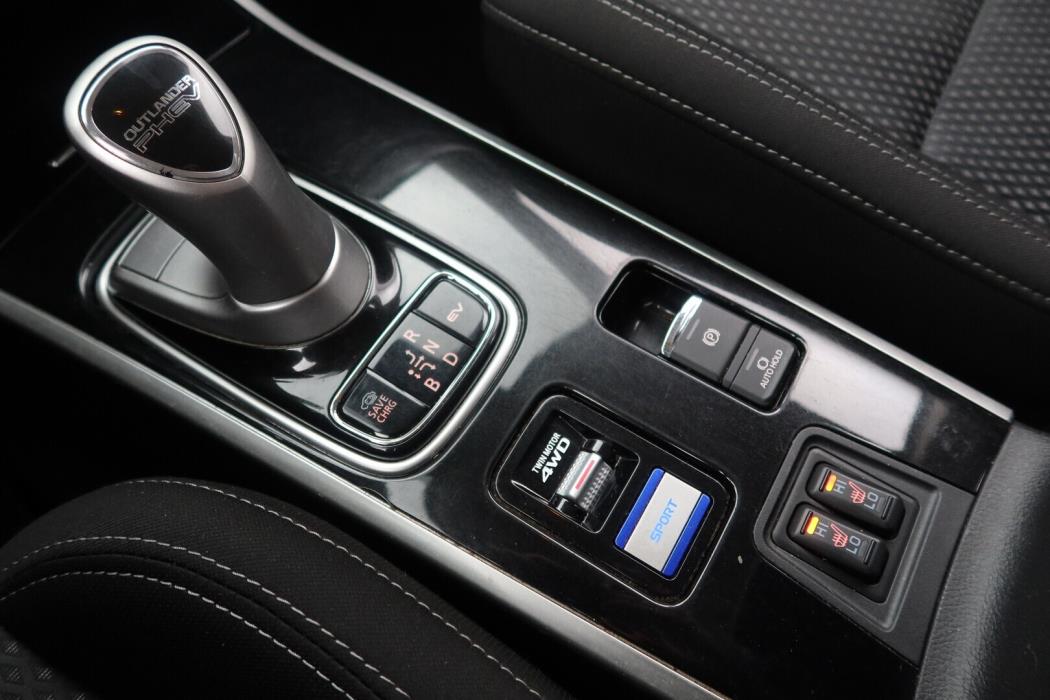 MITSUBISHI Outlander PHEV 2021