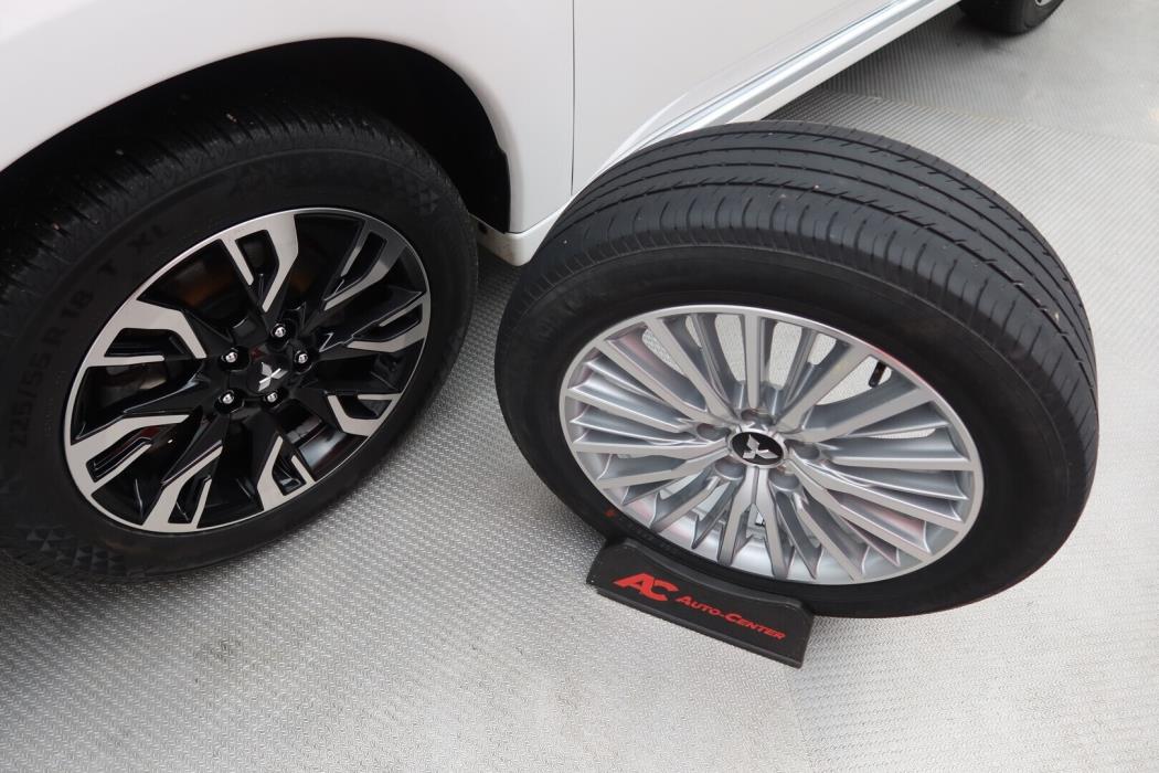 MITSUBISHI Outlander PHEV 2021