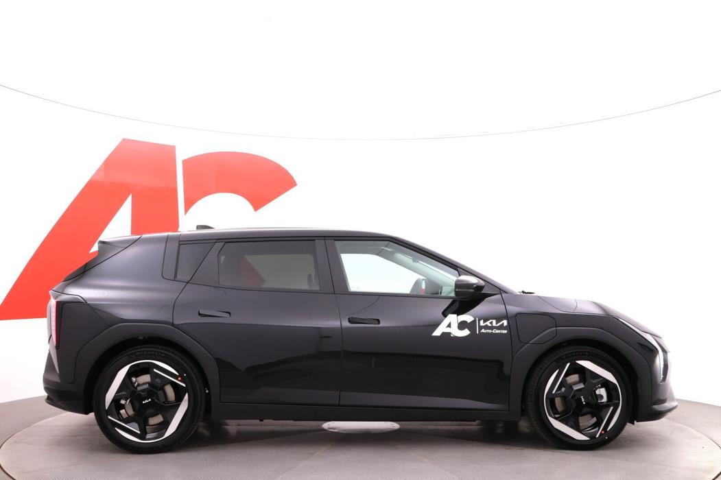 KIA EV4 2026