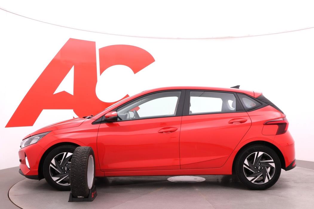 HYUNDAI i20 Hatchback 2021