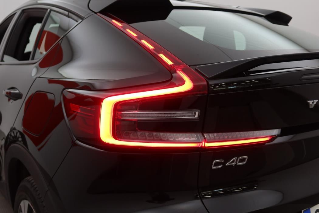 VOLVO C40 2022
